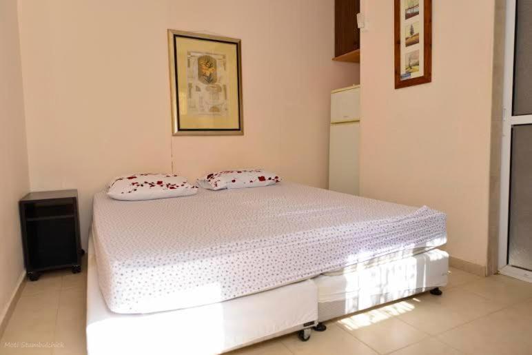 Ein Gedi Rooms Neve Zohar Eksteriør bilde
